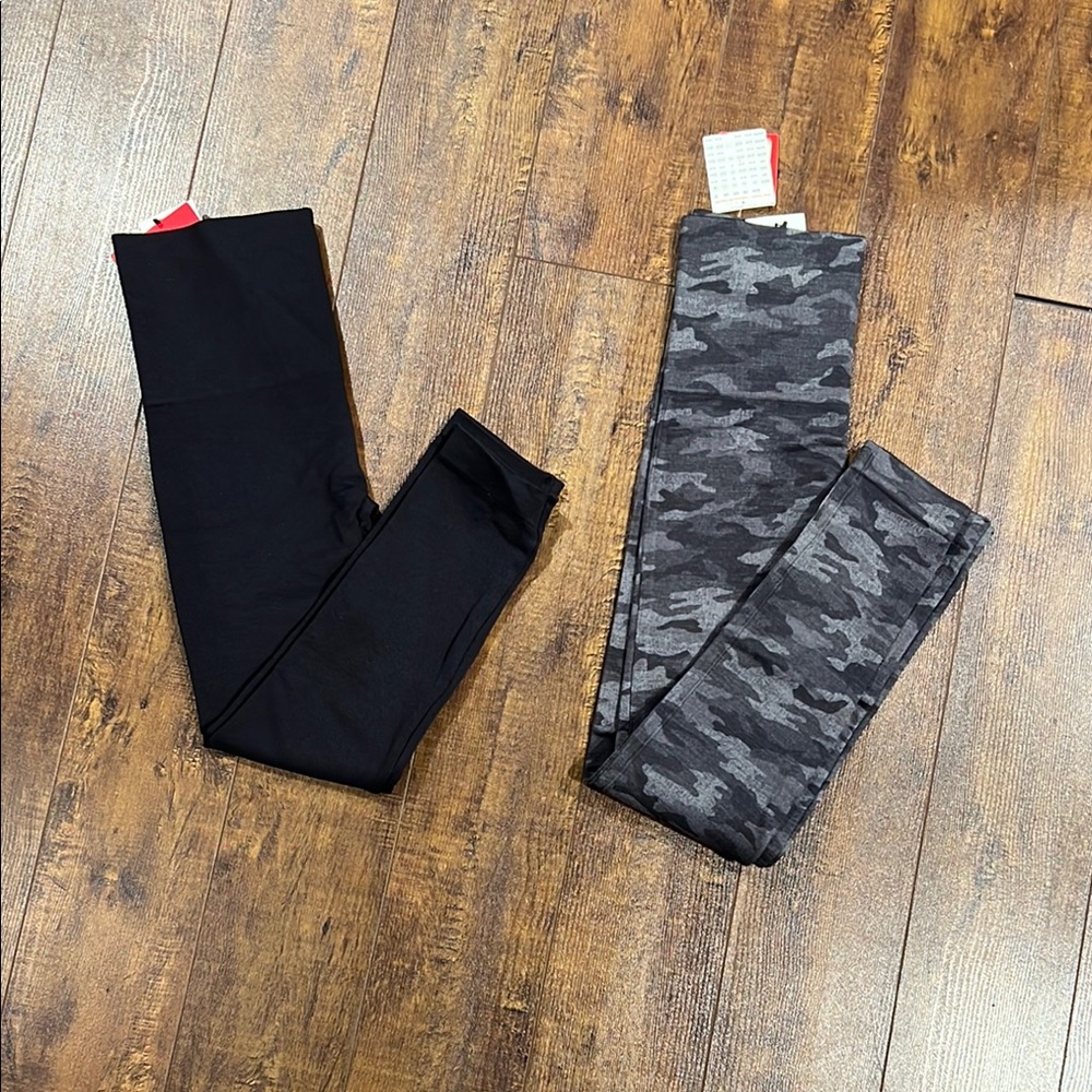 Two brand new pairs of SPANX leggings